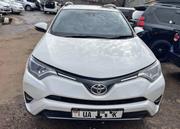 Toyota RAV4 2016 White for sale