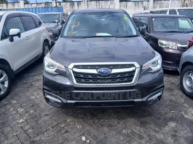 Subaru Forester 2017 Gray