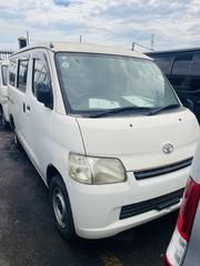 Toyota Noah 2012 White for sale
