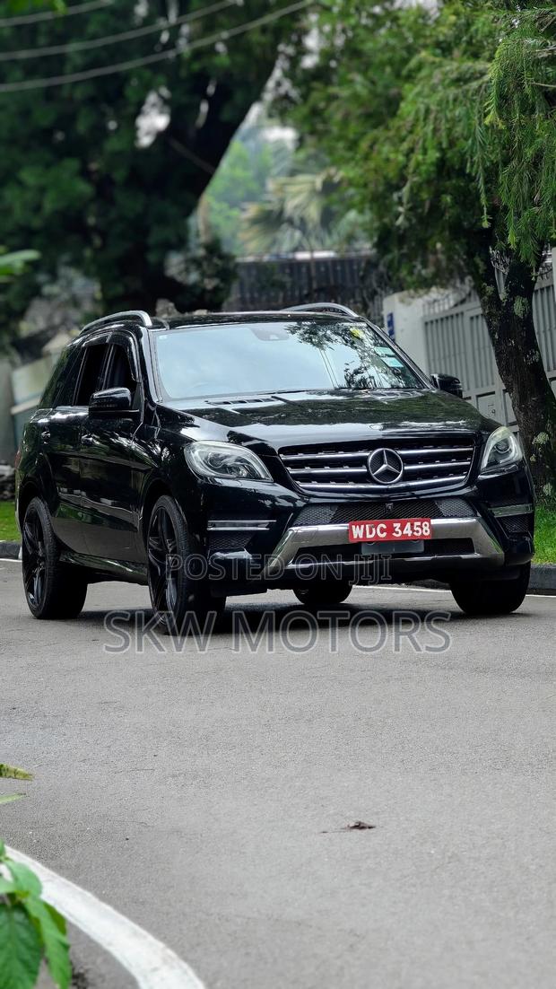 Mercedes-Benz M Class 2012 Black