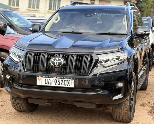 Toyota Land Cruiser Prado 2.8 2019 Black