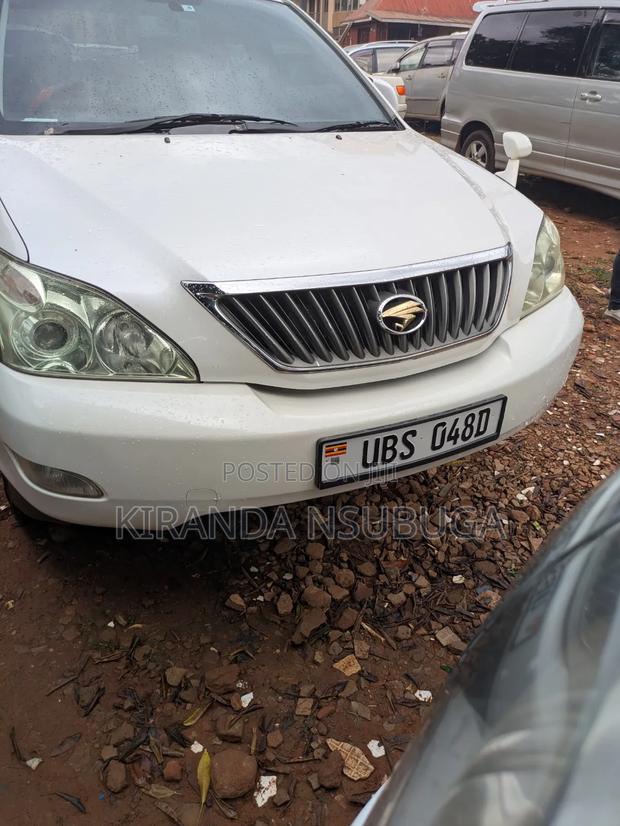 Toyota Harrier 2009 White