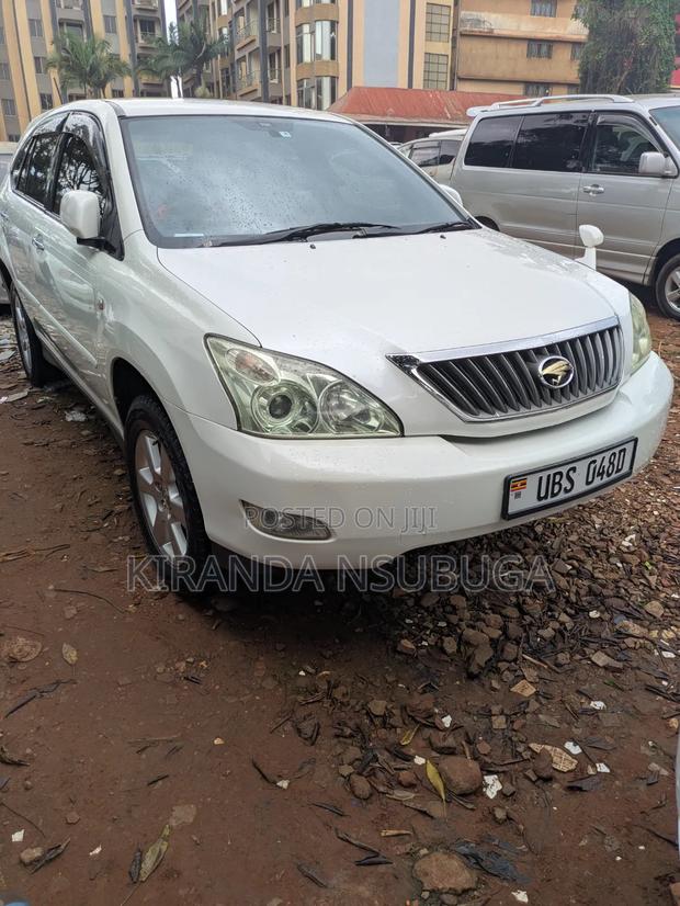 Toyota Harrier 2009 White