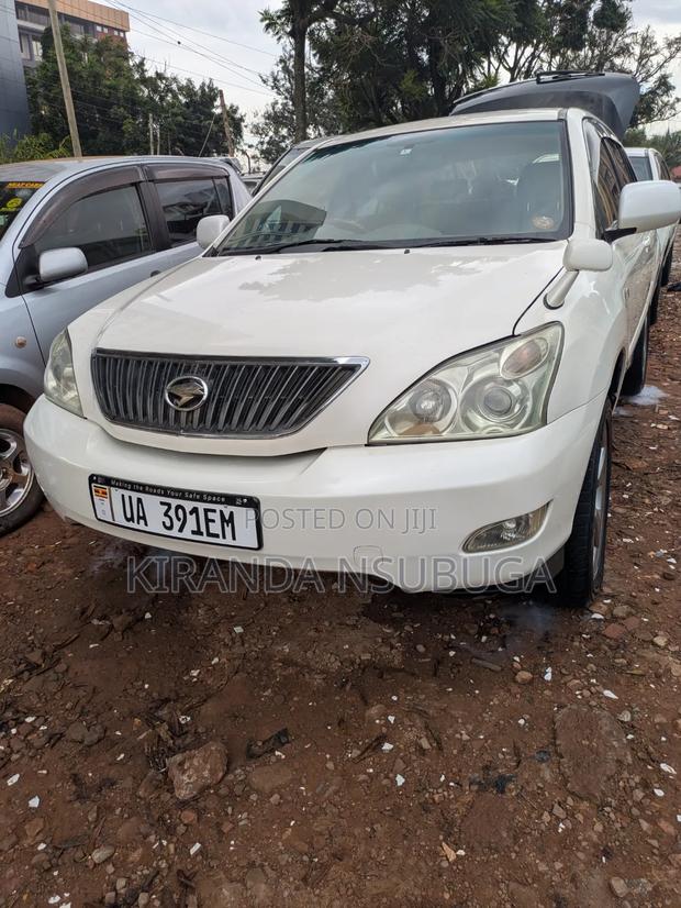 Toyota Harrier 2006 White