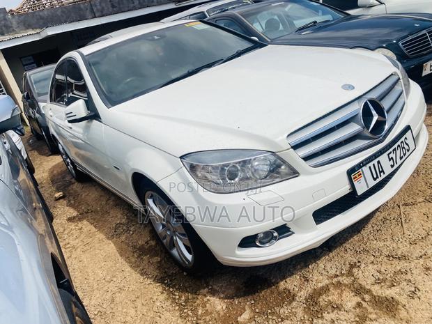Mercedes-Benz C200 2008 White