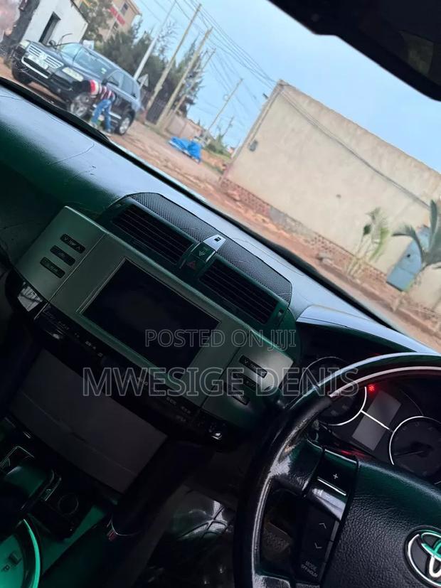 Toyota Mark X 2009 Silver