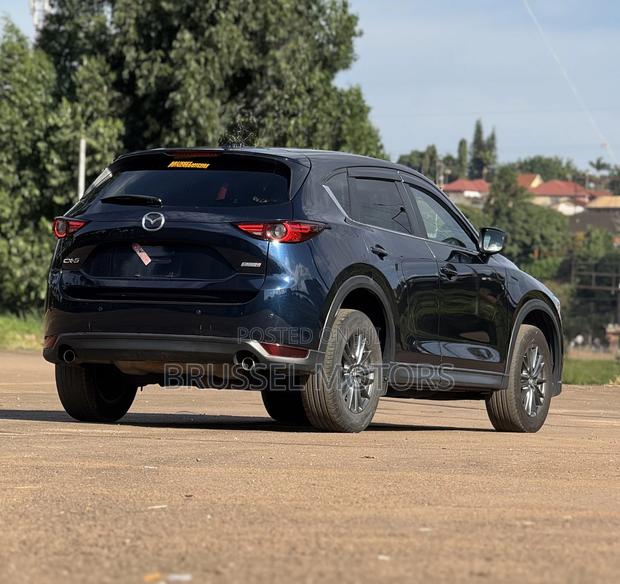 Mazda CX-5 2.2 Diesel FWD 2017 Blue