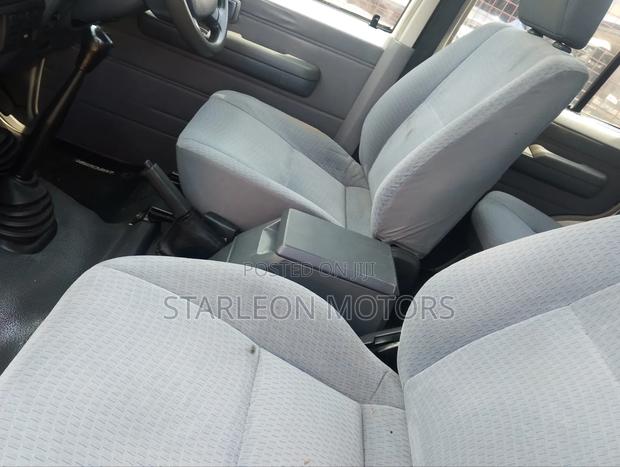 Toyota Land Cruiser 2017 White