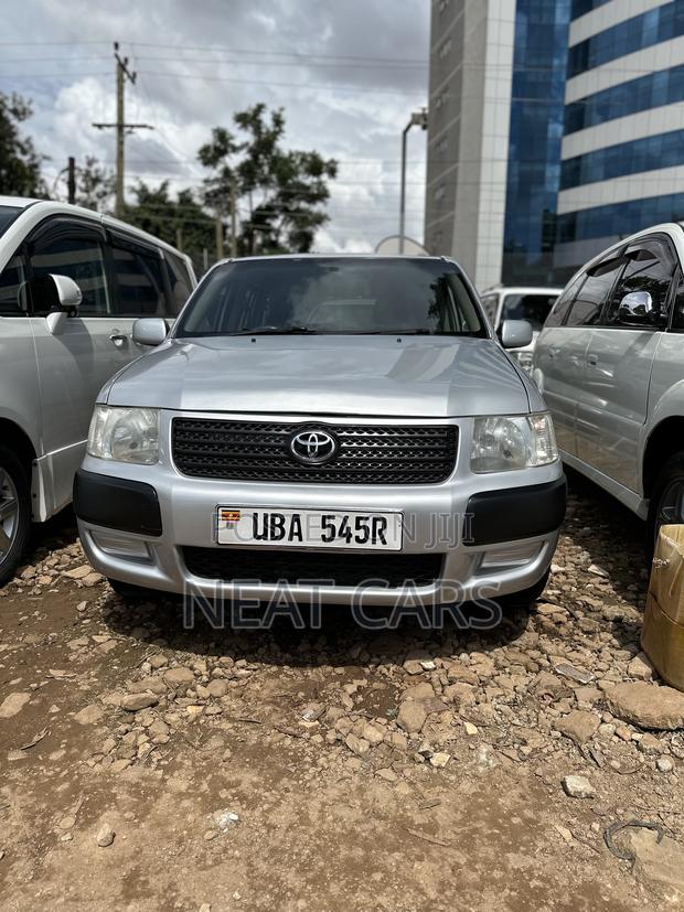 Toyota Probox 2005 Silver