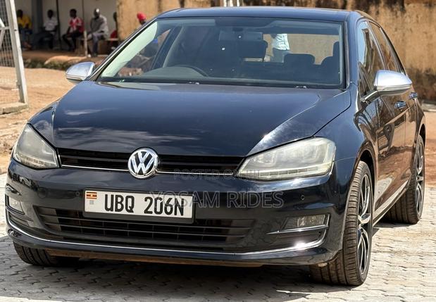 Volkswagen Golf TSI SE 4-Door FWD 2016 Black