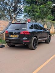 Volkswagen Touareg 2012 Black for sale
