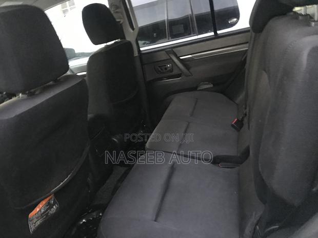 Mitsubishi Pajero 2009 White