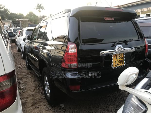 Toyota Hilux Surf 2009 Black