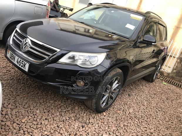 Volkswagen Tiguan 2009 Black