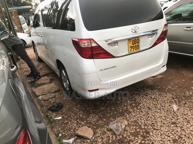 Toyota Alphard 2008 White