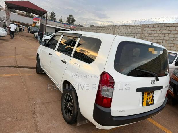 Toyota Probox 2016 White