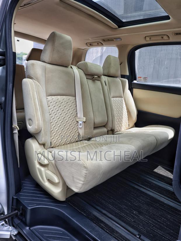 Toyota Alphard 2.5 Petrol AWD 2018 Silver