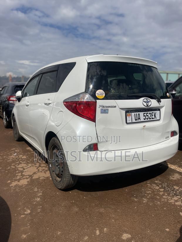 Toyota Ractis 1.5 FWD 2012 White