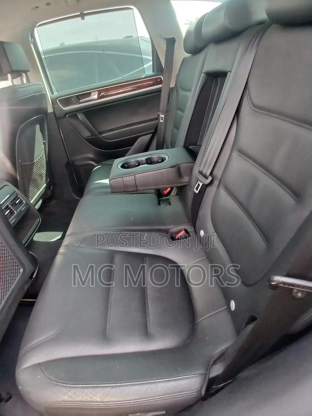 Volkswagen Touareg TDI Executive AWD 4MOTION 2016 Silver