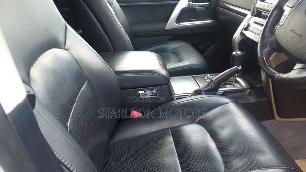Toyota Land Cruiser 4.6 V8 ZX 2015 White