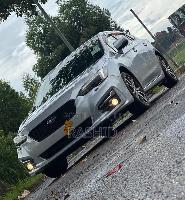 Subaru Impreza 2.0i Premium AWD Hatchback 2017 Silver