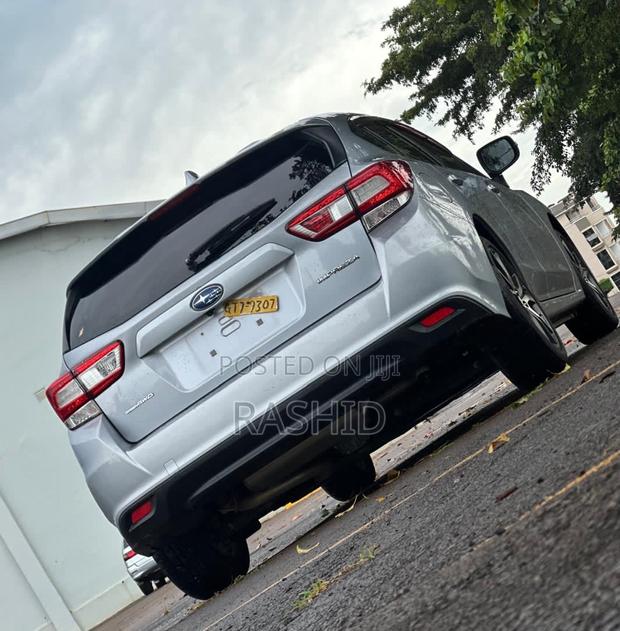 Subaru Impreza 2.0i Premium AWD Hatchback 2017 Silver