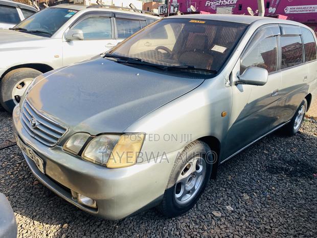 Toyota Gaia 1998 Gray