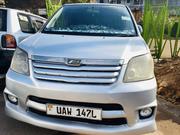 Toyota Noah 2004 Silver for sale