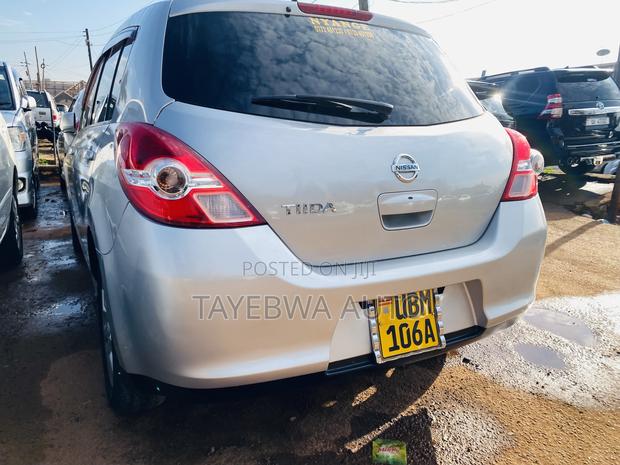 Nissan Tiida 1.5L 16V 2010 Silver