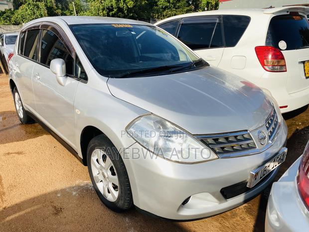 Nissan Tiida 1.5L 16V 2010 Silver