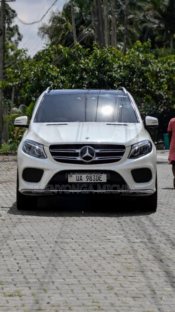 Mercedes-Benz GLE-Class 2018 White