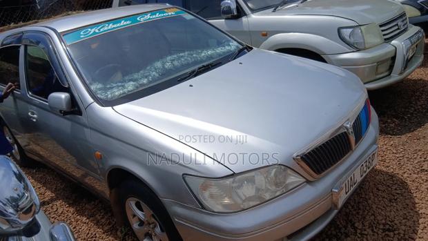Toyota Vista 2003 Silver