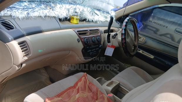 Toyota Vista 2003 Silver