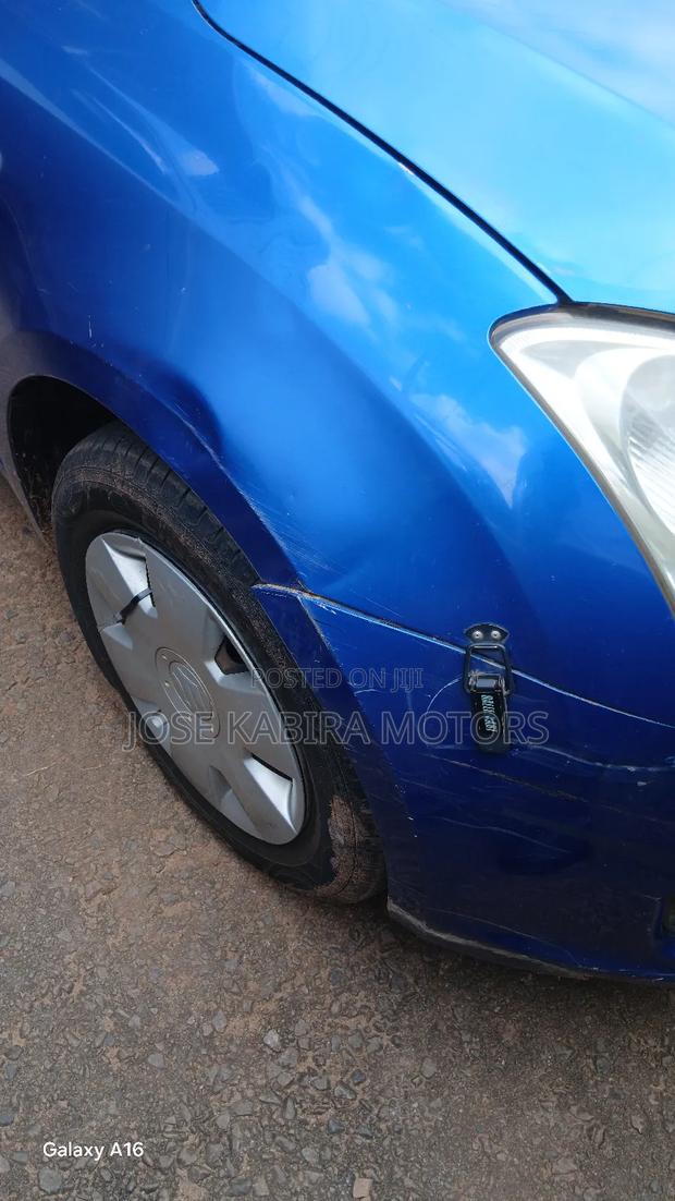 Suzuki Swift 2009 Blue