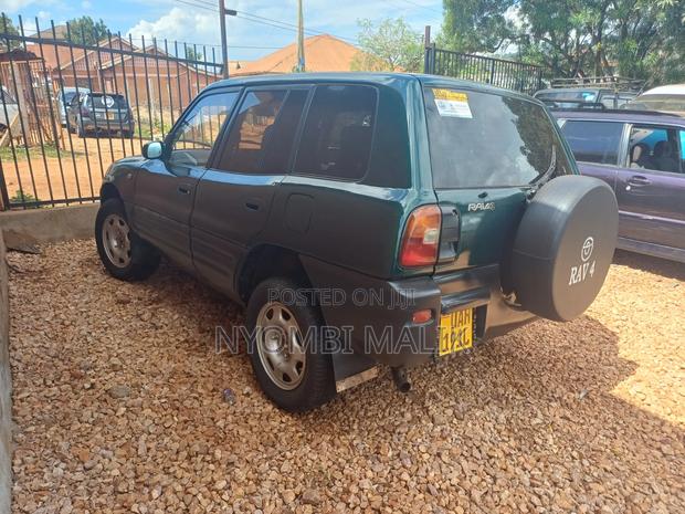 Toyota RAV4 Cabriolet 1998 Green