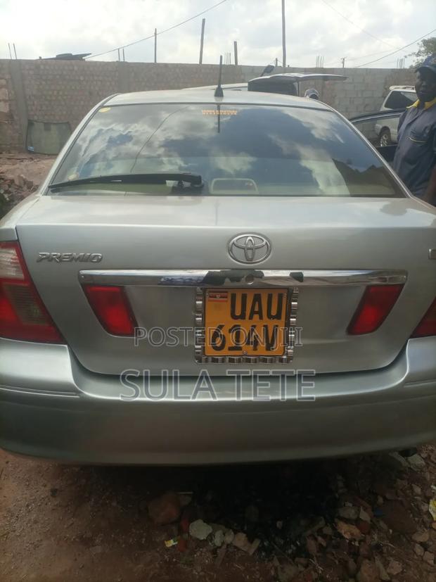 Toyota Corona Premio 2001 Silver
