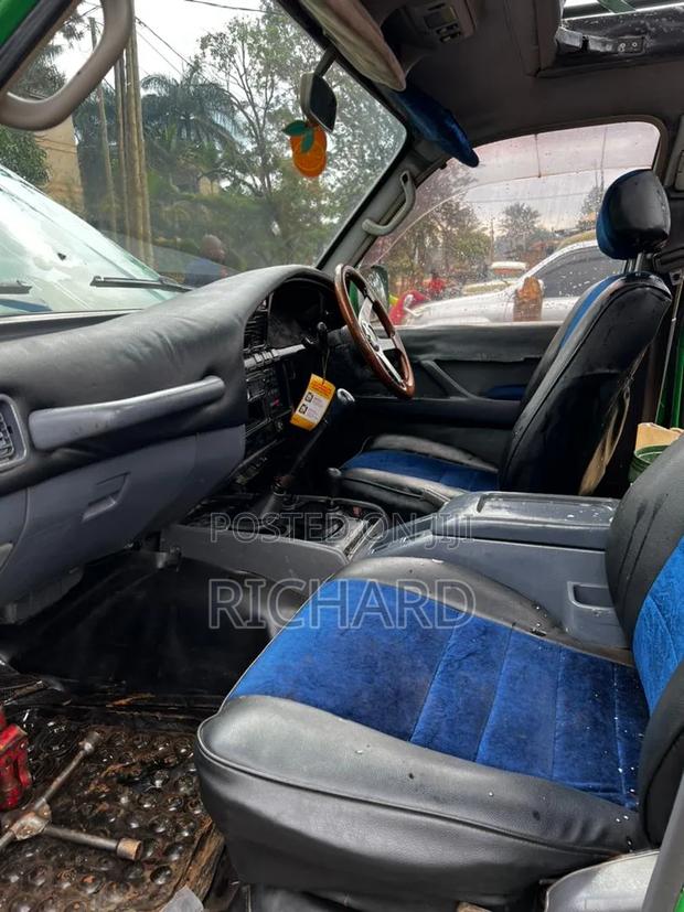 Toyota Land Cruiser HDJ 100 4.2 D 1998 Green