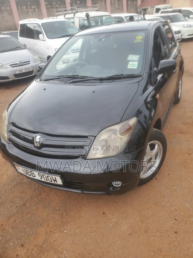 Toyota IST 2002 Black