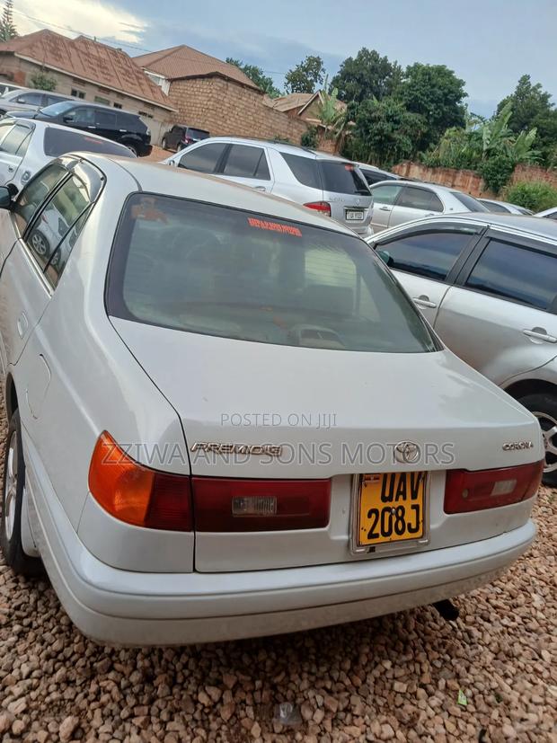 Toyota Premio 2003 Silver