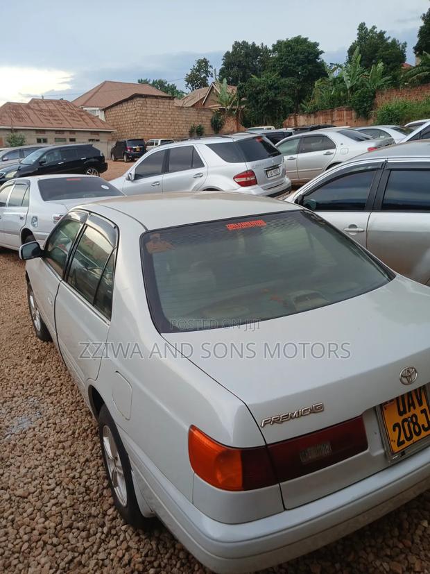 Toyota Premio 2003 Silver