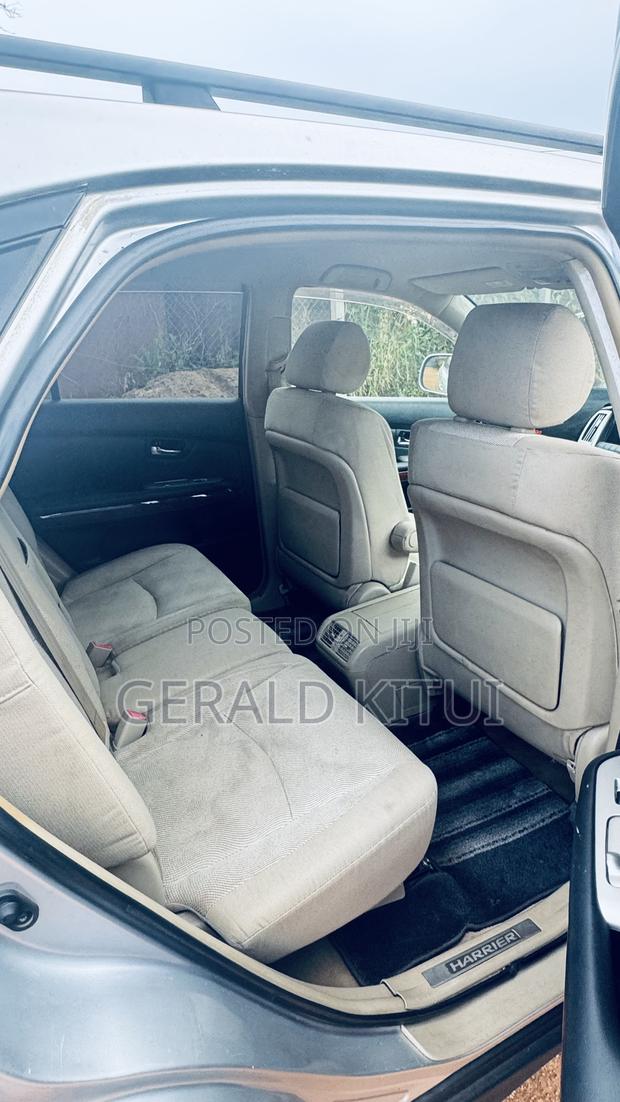 Toyota Harrier 2009 Silver