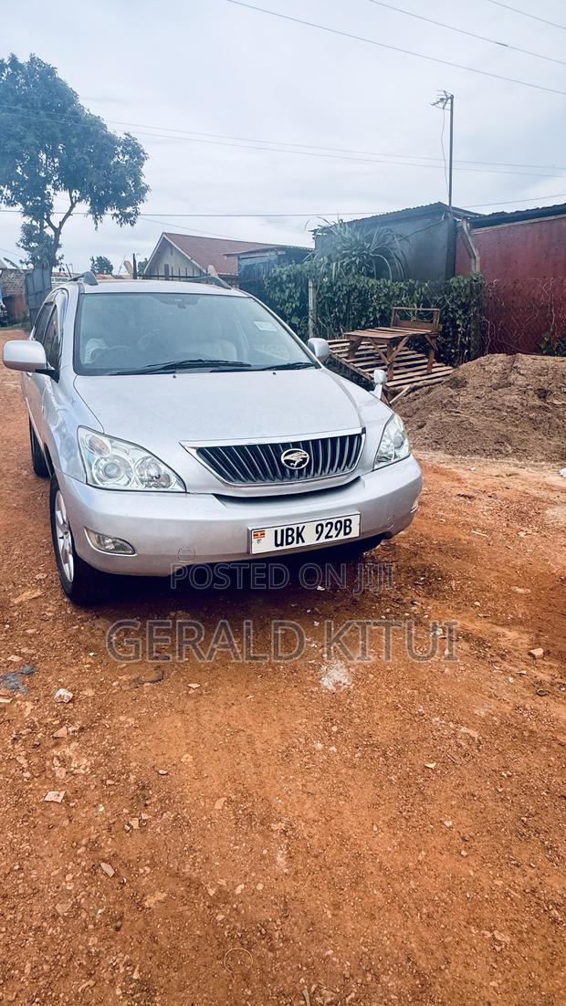 Toyota Harrier 2009 Silver