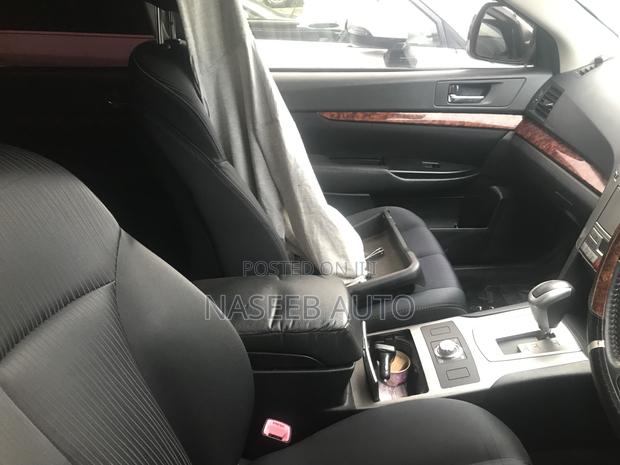 Subaru Forester 2010 Black
