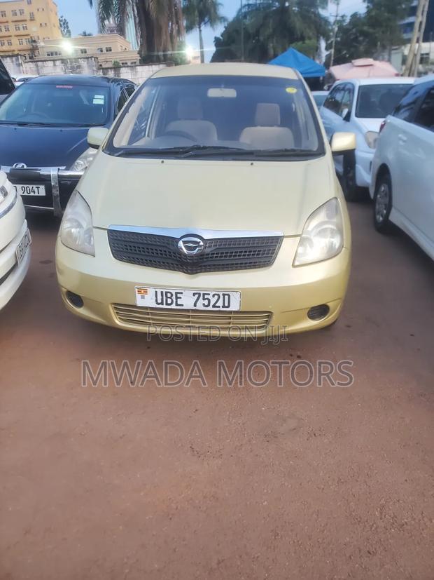 Toyota Corolla Spacio 2004