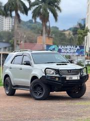 Toyota Fortuner 3.0 D RWD 2014 Gray for sale