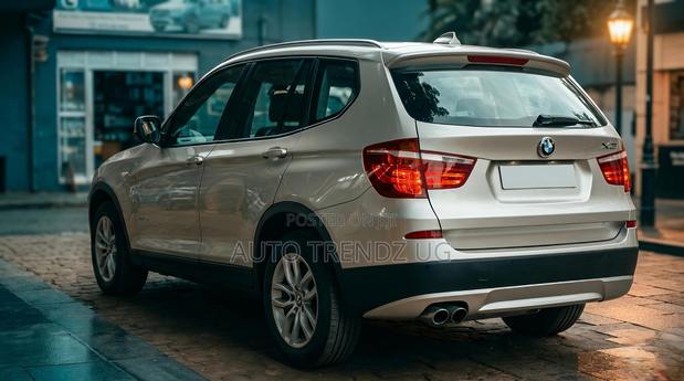 BMW X3 xDrive28i 4dr SUV AWD (2.0L 4cyl Turbo 8A) 2015 Gold