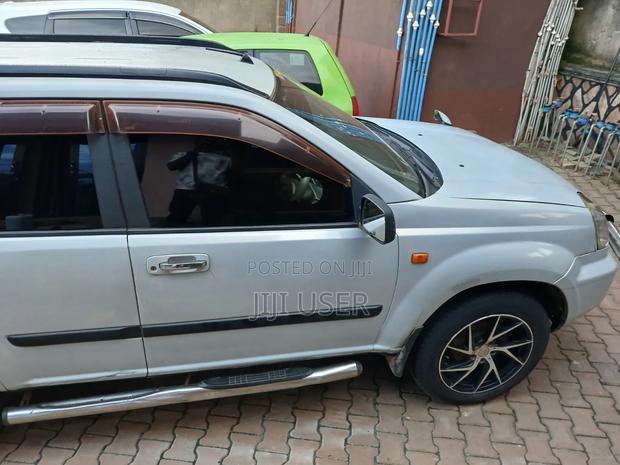 Nissan X-Trail 2002 White