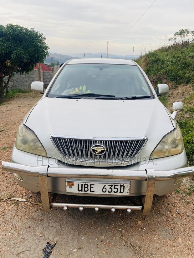 Toyota Harrier 3.0 V6 4WD 2005 Silver