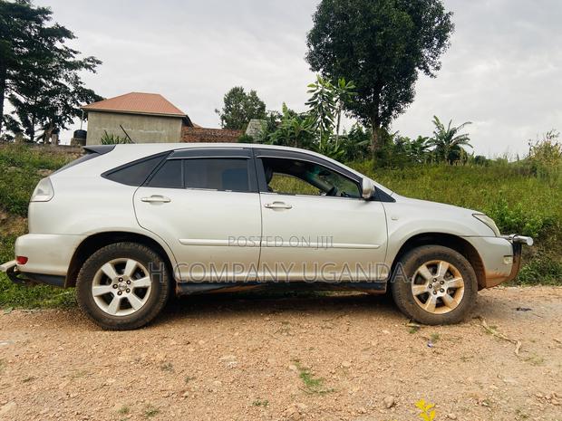 Toyota Harrier 3.0 V6 4WD 2005 Silver