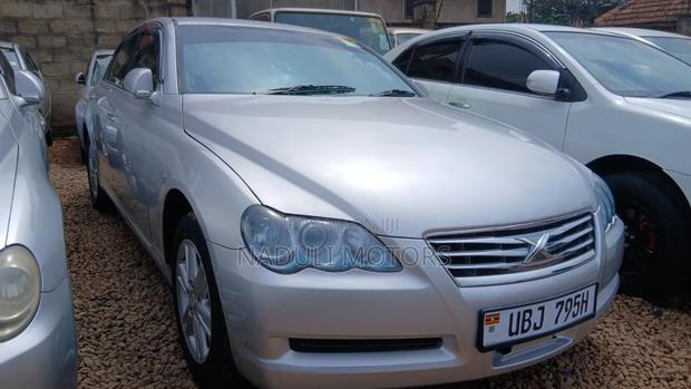 Toyota Mark X 2008